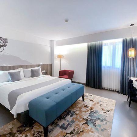 Hotel Neo Malioboro By Aston Γιογκιακάρτα Εξωτερικό φωτογραφία