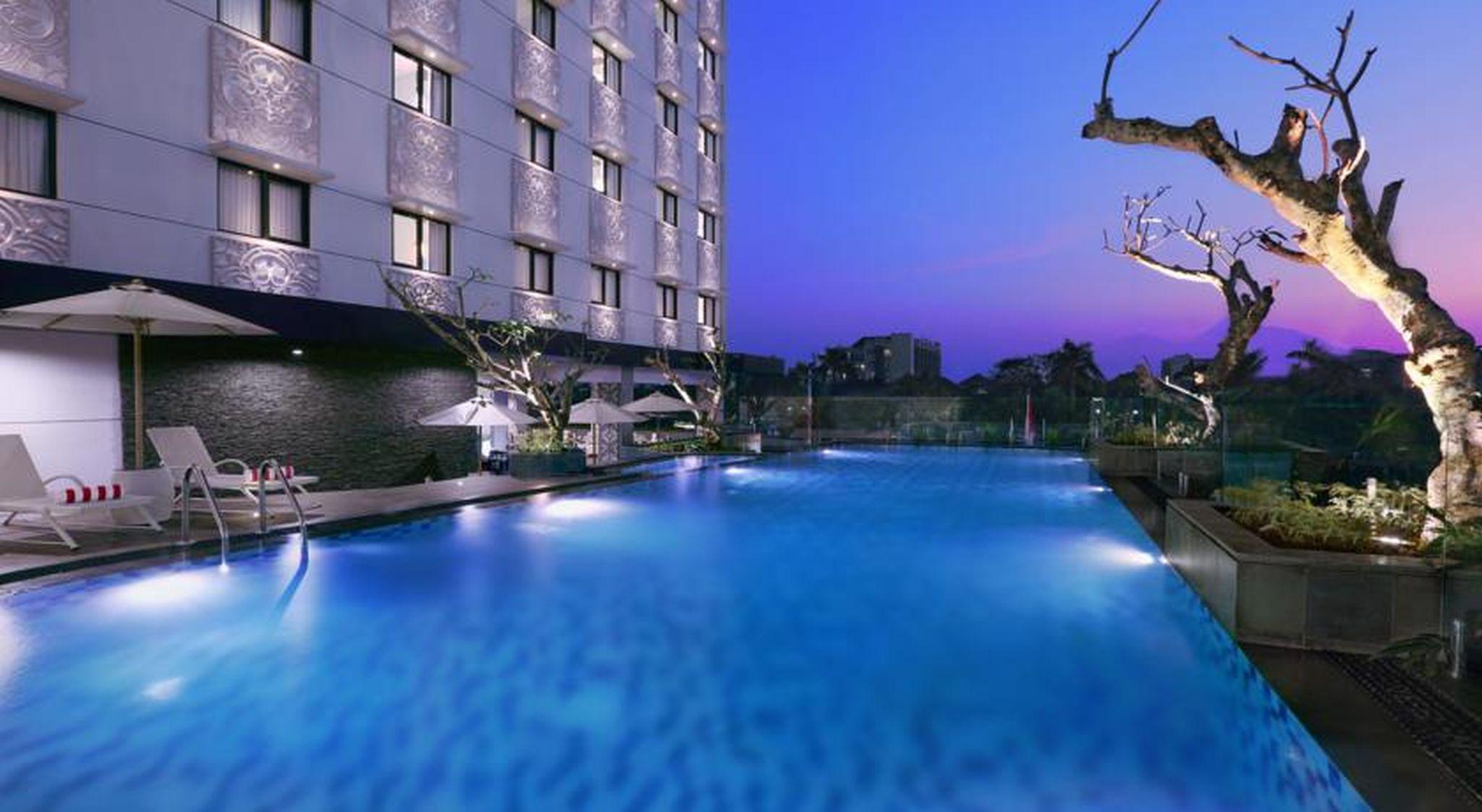 Hotel Neo Malioboro By Aston Γιογκιακάρτα Εξωτερικό φωτογραφία