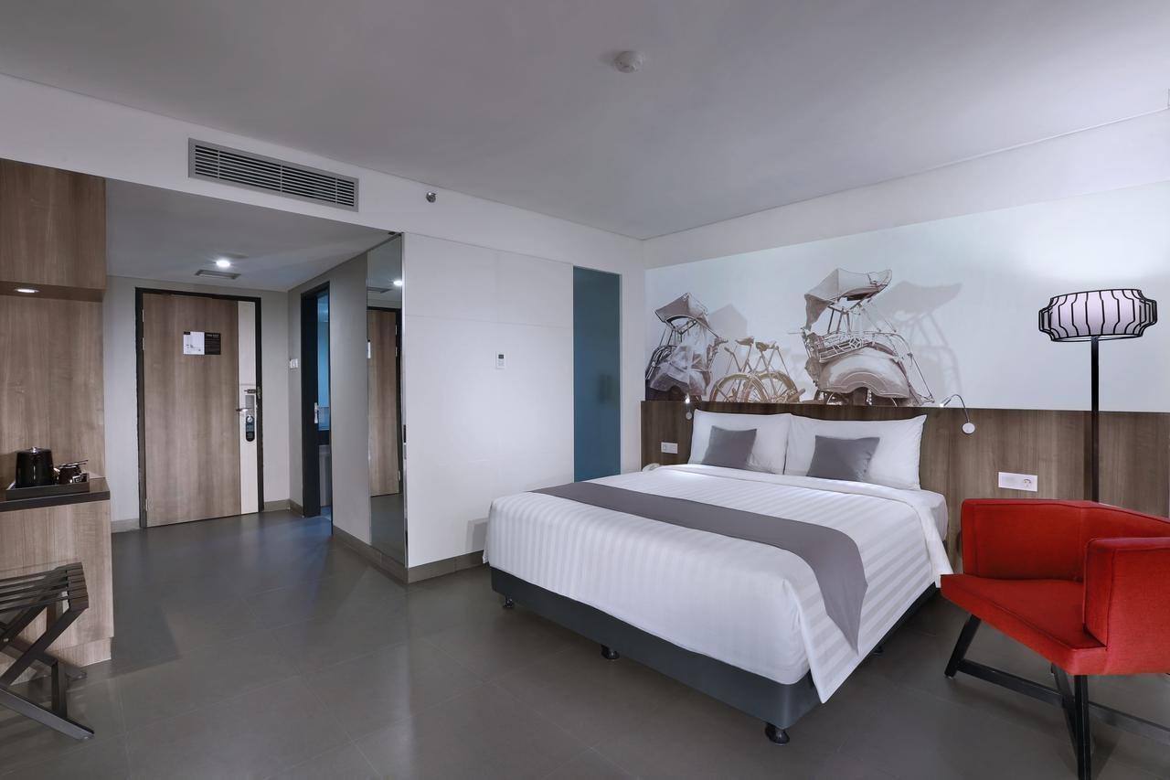 Hotel Neo Malioboro By Aston Γιογκιακάρτα Εξωτερικό φωτογραφία
